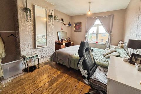 165 Carr Bottom Road, Bradford, BD5 9AH