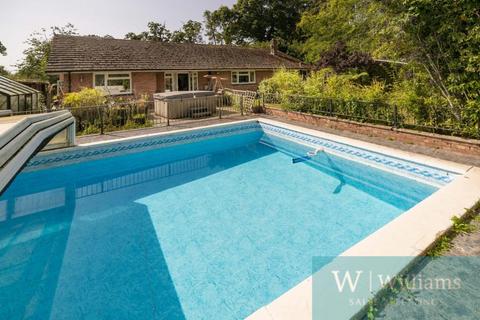 4 bedroom detached bungalow for sale, Woodside Road, Wootton Bridge,