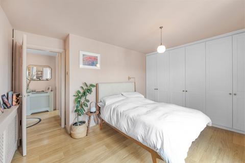 5, Bedford Court Grena Road, Richmond, TW9 1XT