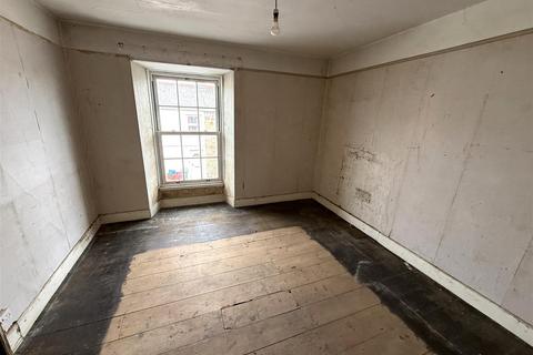 4 bedroom terraced house for sale, Edward Street, Tuckingmill