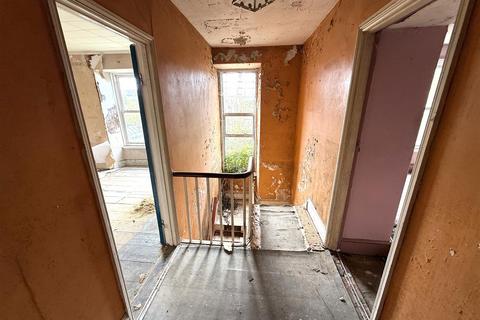 4 bedroom terraced house for sale, Edward Street, Tuckingmill