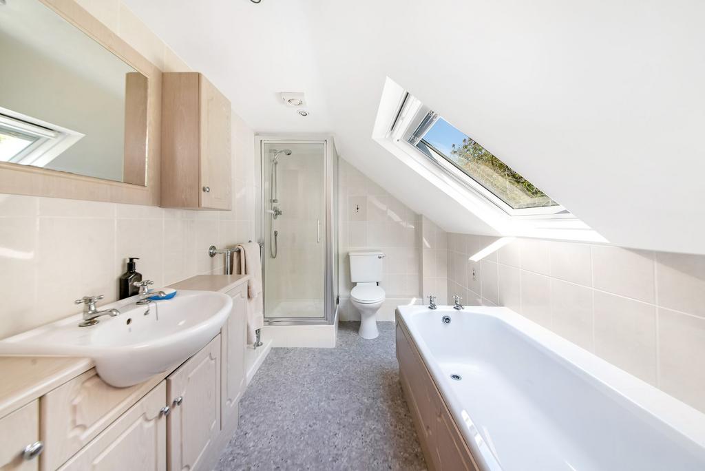 High nook en suite