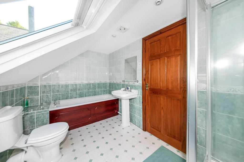 High nook bathroom