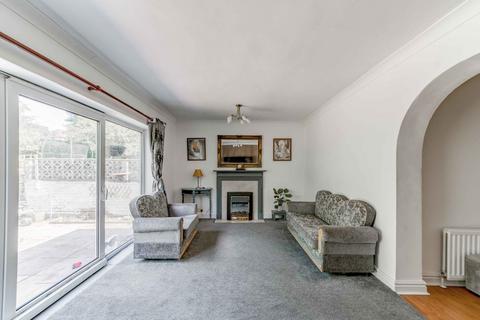 31 Egginton Road, Birmingham, B28 0LY