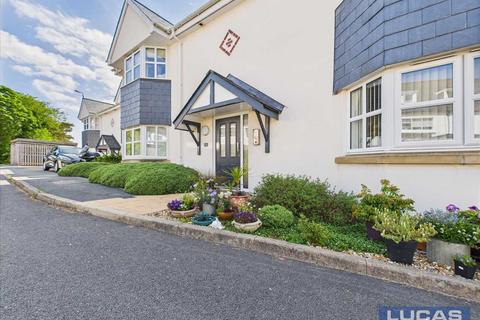 undefined, Llys Adda, Penrhosgarnedd, Bangor