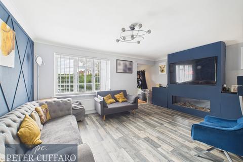 undefined, Beechfield, Hoddesdon EN11