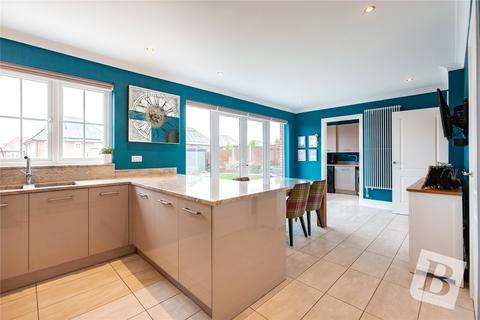 11 Laurel Drive, Bulphan, Upminster, RM14 3EG