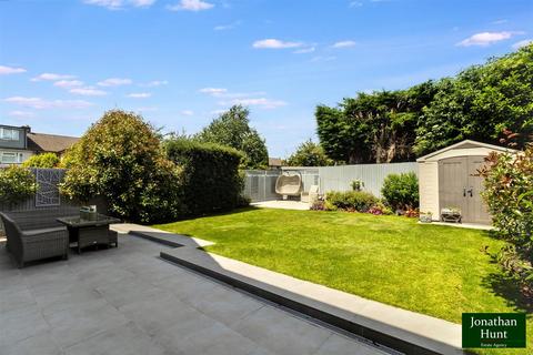 23 Ashbourne Road, Broxbourne, EN10 7DG