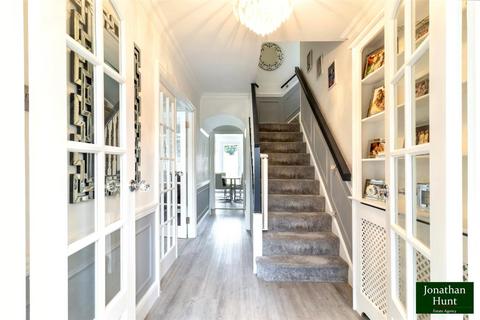 23 Ashbourne Road, Broxbourne, EN10 7DG