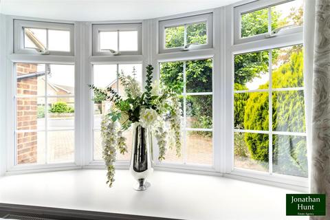 23 Ashbourne Road, Broxbourne, EN10 7DG