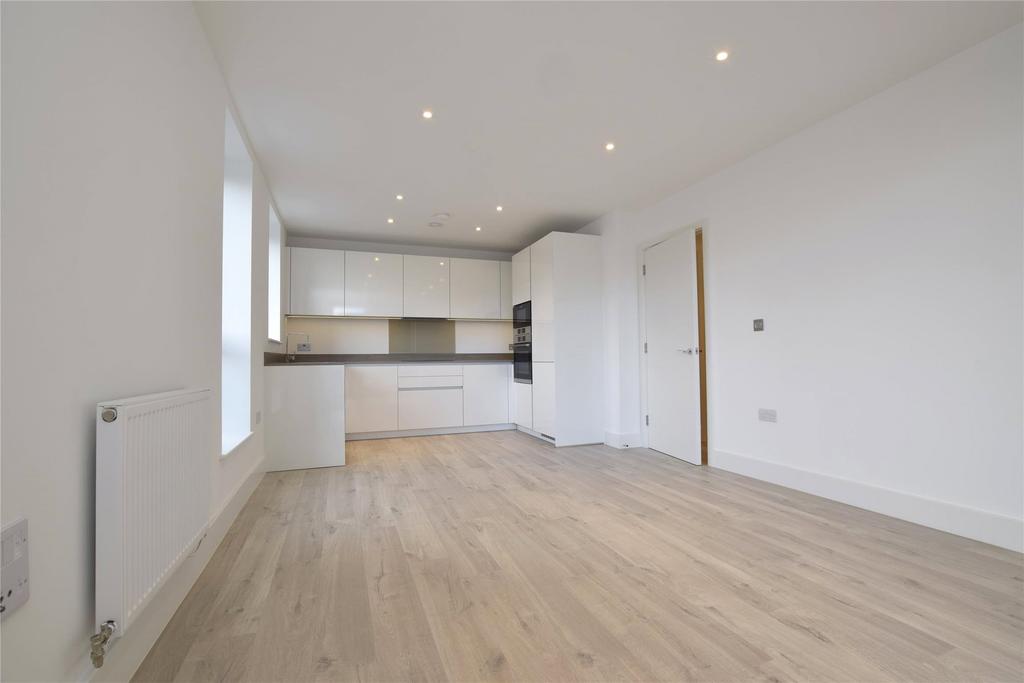 Living/Kitchen
