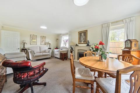 undefined, Selbourne Avenue, New Haw, Surrey, KT15