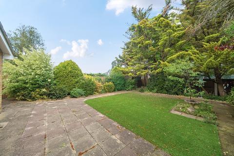 undefined, Selbourne Avenue, New Haw, Surrey, KT15