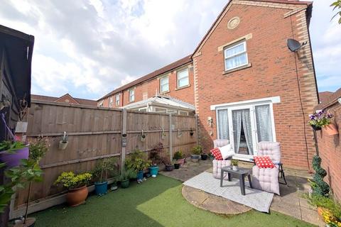 undefined, Kilross Road, Feltham, TW14