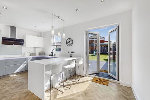 91 Killoch Drive, Glasgow, G13 3AT