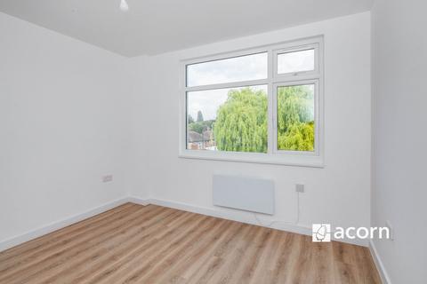 2 bedroom flat to rent, Worsley Bridge Road London SE26