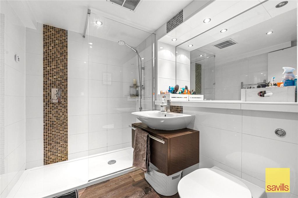 Main Shower Room