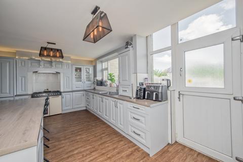 5 Norman Crescent, Bradford, BD2 2LX