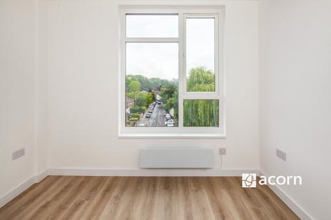 2 bedroom flat to rent, Worsley Bridge Road London SE26
