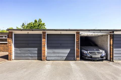 2 bedroom flat for sale, The Strand, Goring-by-Sea, Worthing, West Sussex, BN12