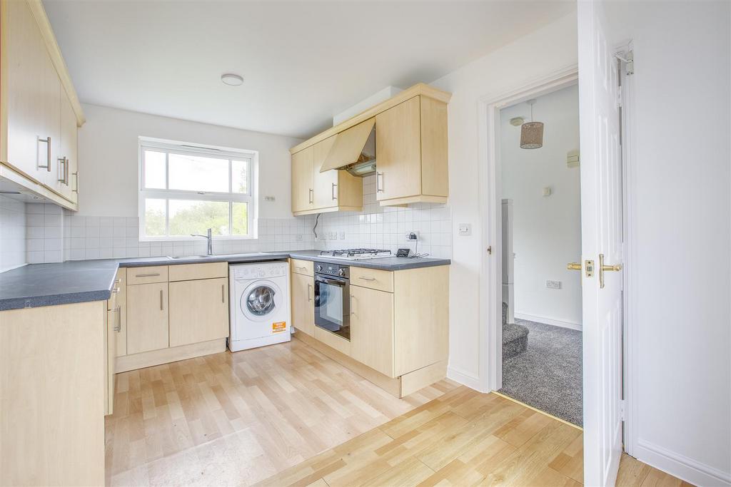 34 Wedgewood Street, HP19 7 GA-8.jpg