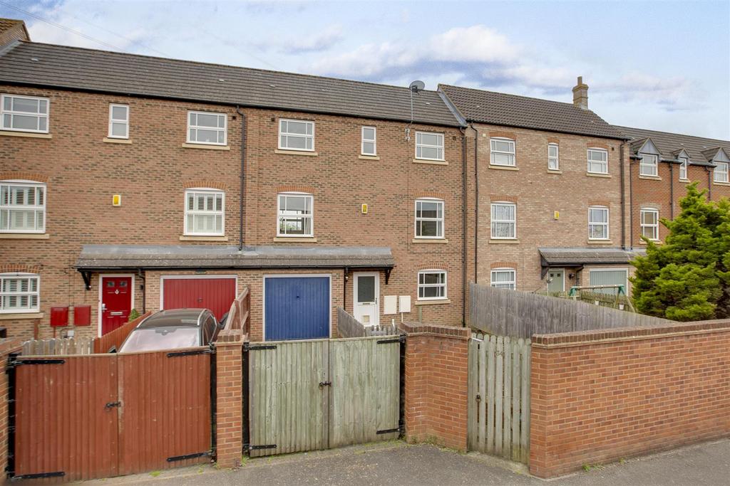 34 Wedgewood Street, HP19 7 GA-13.jpg