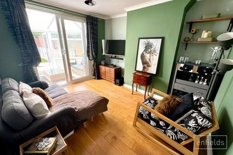 10 Ashburnham Close, Southampton, SO19 7AT