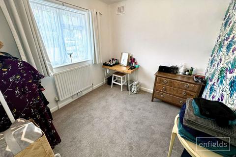 10 Ashburnham Close, Southampton, SO19 7AT