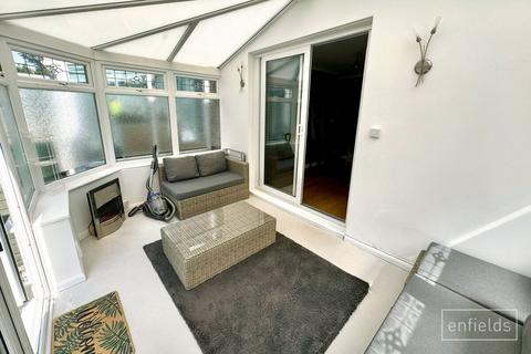 10 Ashburnham Close, Southampton, SO19 7AT