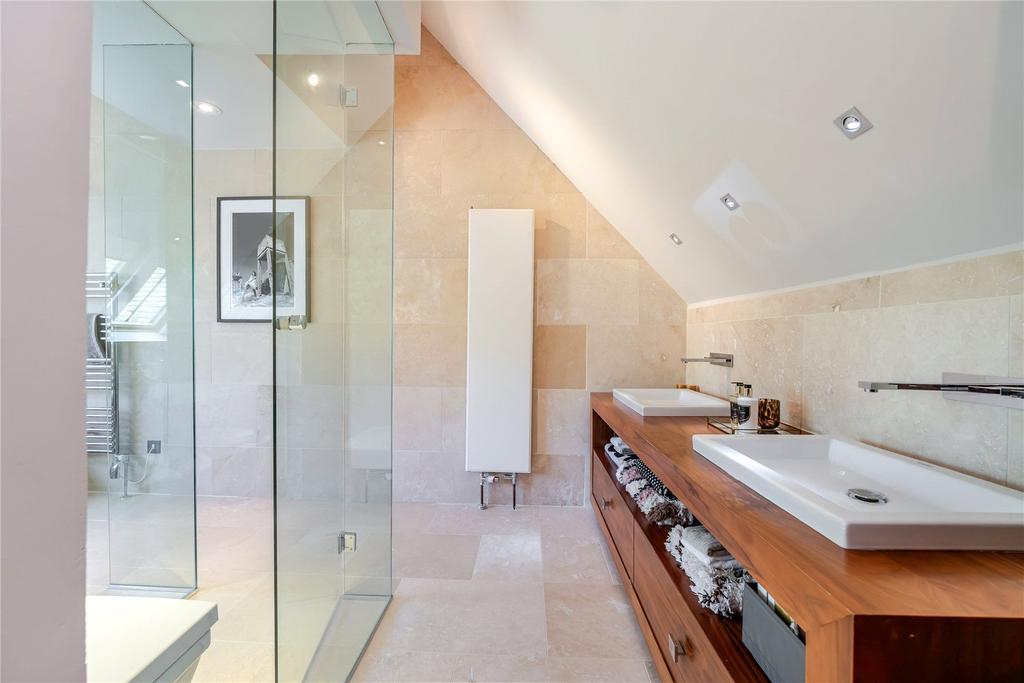 Ensuite Bathroom