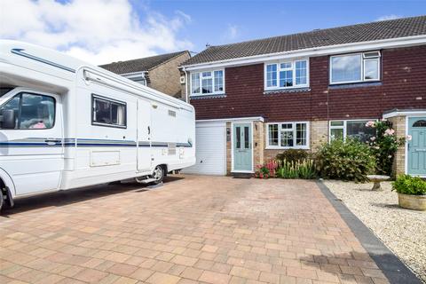 74 Bartons Drive, Yateley, GU46 6DP