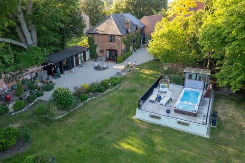 3 bedroom detached house for sale, Beckingham Road, Walkeringham, Doncaster, DN10 4HZ
