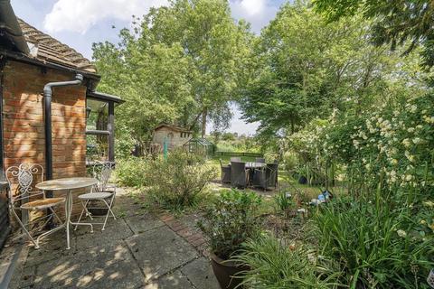 13 Bridge End, Dorchester On Thames, Wallingford, OX10 7JR