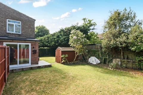 15 Medill Close, Woodcote, Reading, RG8 0QR