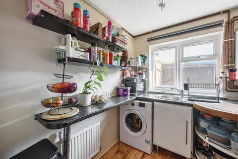 15 Medill Close, Woodcote, Reading, RG8 0QR