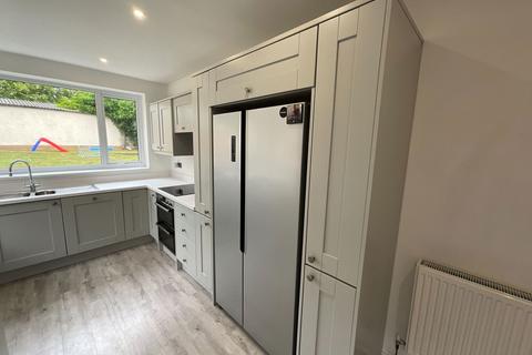 3 bedroom semi-detached house for sale, Compton Road, Halesowen B62