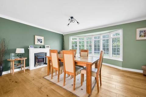 2 Logs Hill, Bromley, BR1 2PL