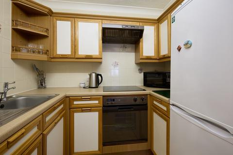 1 bedroom flat for sale, St. Marys Mead, Witney OX28