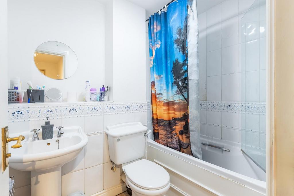 Bathroom-1.jpg