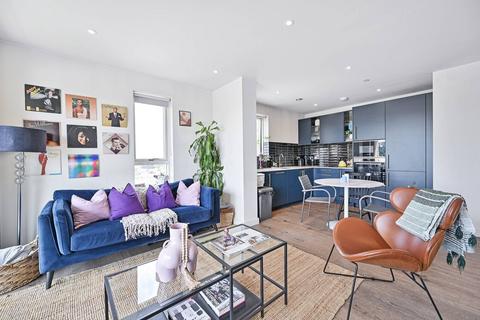 2 bedroom flat for sale, Alexandra Gate, Hornsey, LONDON, N8