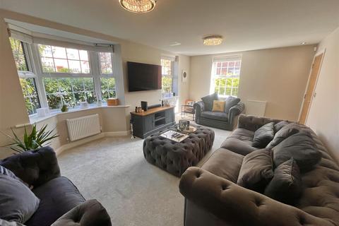 4 bedroom detached house for sale, Tanyard Close, Wilmslow