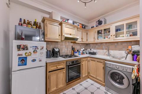 2 bedroom flat for sale, Bowden Street, Kennington, London, SE11