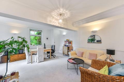 2 bedroom flat for sale, Bowden Street, Kennington, London, SE11