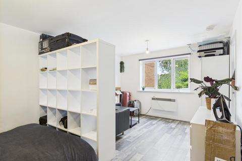 undefined, Bream Close, London