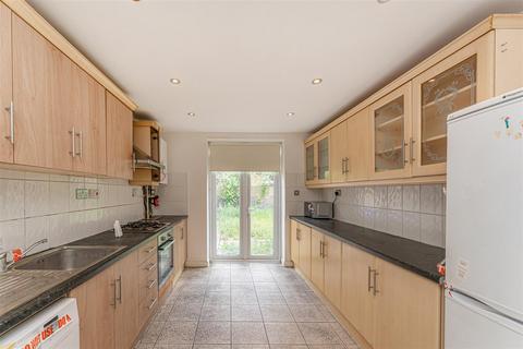 3 bedroom flat for sale, Johnson Street, London