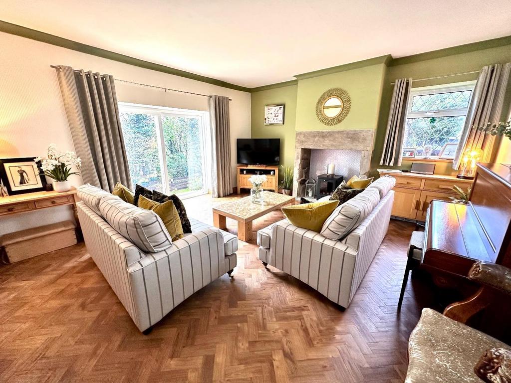 Further internal photos
