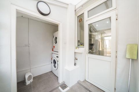 29 Brooklyn Road, London, SE25 4NH
