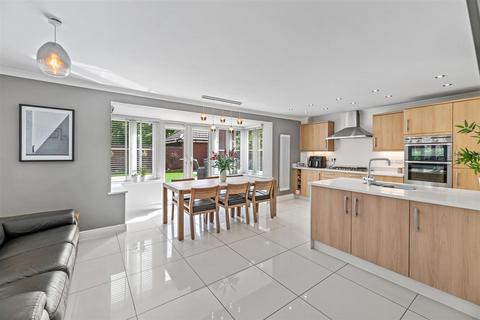5 bedroom detached house for sale, Ohio Grove, Great Sankey, Warrington