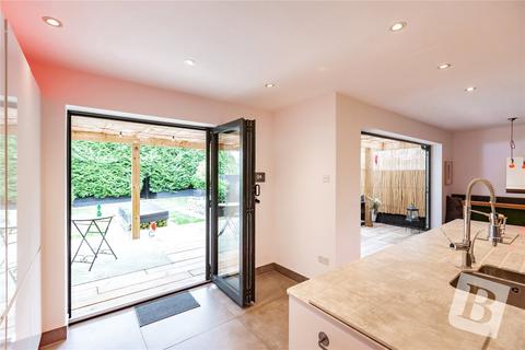 7 Lime Avenue, Brentwood, CM13 2DU