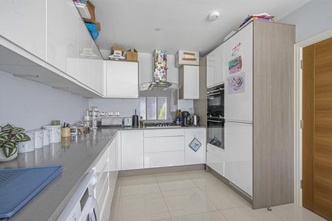 2 Beacon Close, Rottingdean, Brighton, BN2 7FY